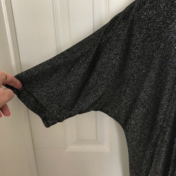 Dress - Picture 4 of 6